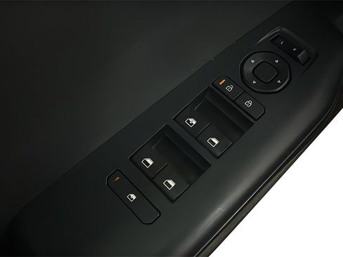 Certified 2025 Kia K4 image 11