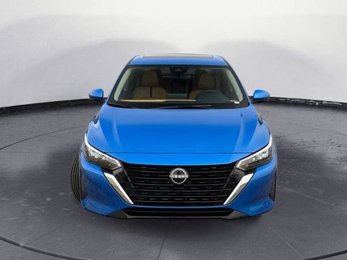 Used 2025 Nissan Sentra SV w/ SV Premium Package FWD image 8