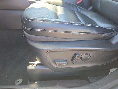 Used 2023 Ford Escape Platinum AWD/4WD image 12