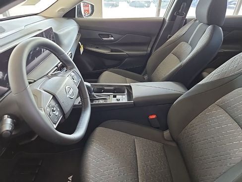 New 2026 Nissan Sentra SV w/ SV Convenience Package FWD image 5