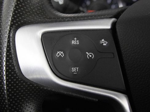 Used 2023 GMC Terrain SLE w/ Driver Convenience Package image 29