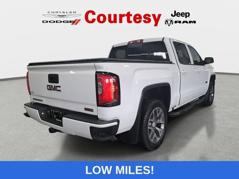 Used 2018 GMC Sierra 1500 SLT image 5