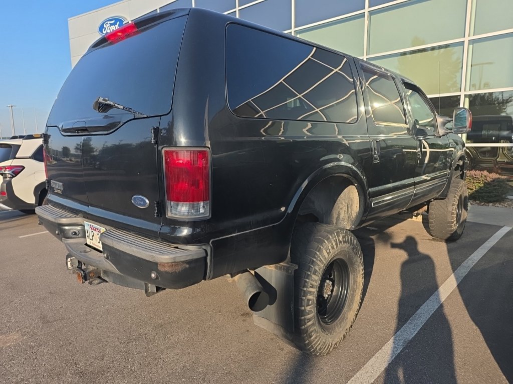 Used 2005 Ford Excursion Limited AWD/4WD image 6