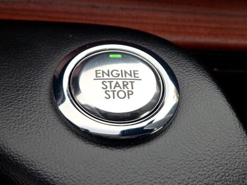 Used 2024 Lincoln Aviator Reserve AWD/4WD image 23