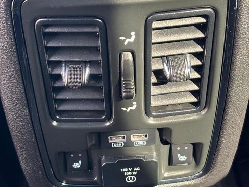 Used 2014 Jeep Grand Cherokee Limited w/ Trailer Tow Group IV image 23