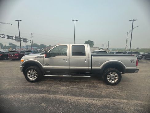 Used 2016 Ford F350 Lariat w/ Lariat Ultimate Package AWD/4WD image 3