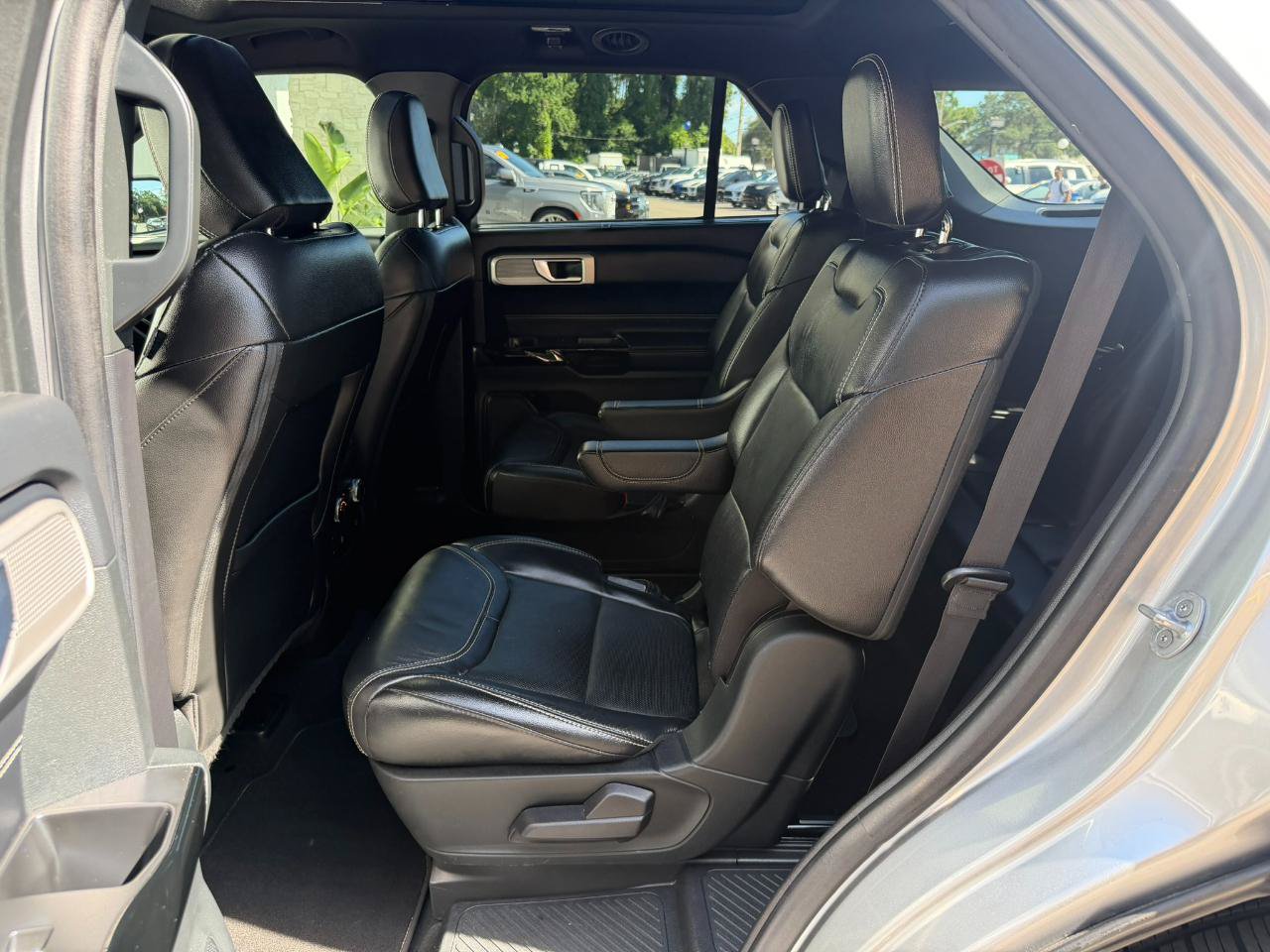 Used 2022 Ford Explorer ST w/ Equipment Group 401A AWD/4WD image 41