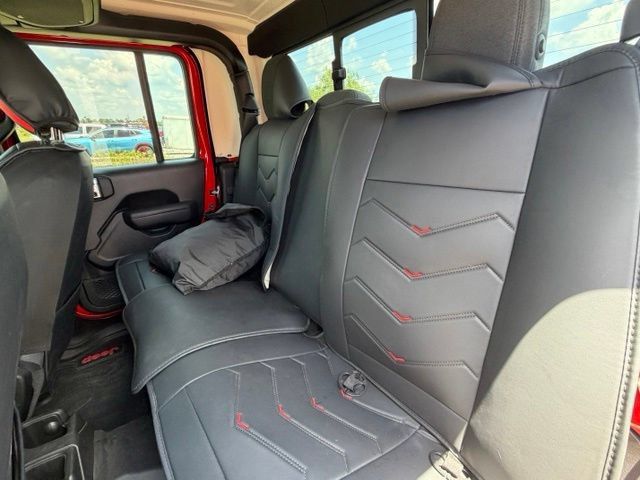 Used 2025 Jeep Gladiator Sport AWD/4WD image 29