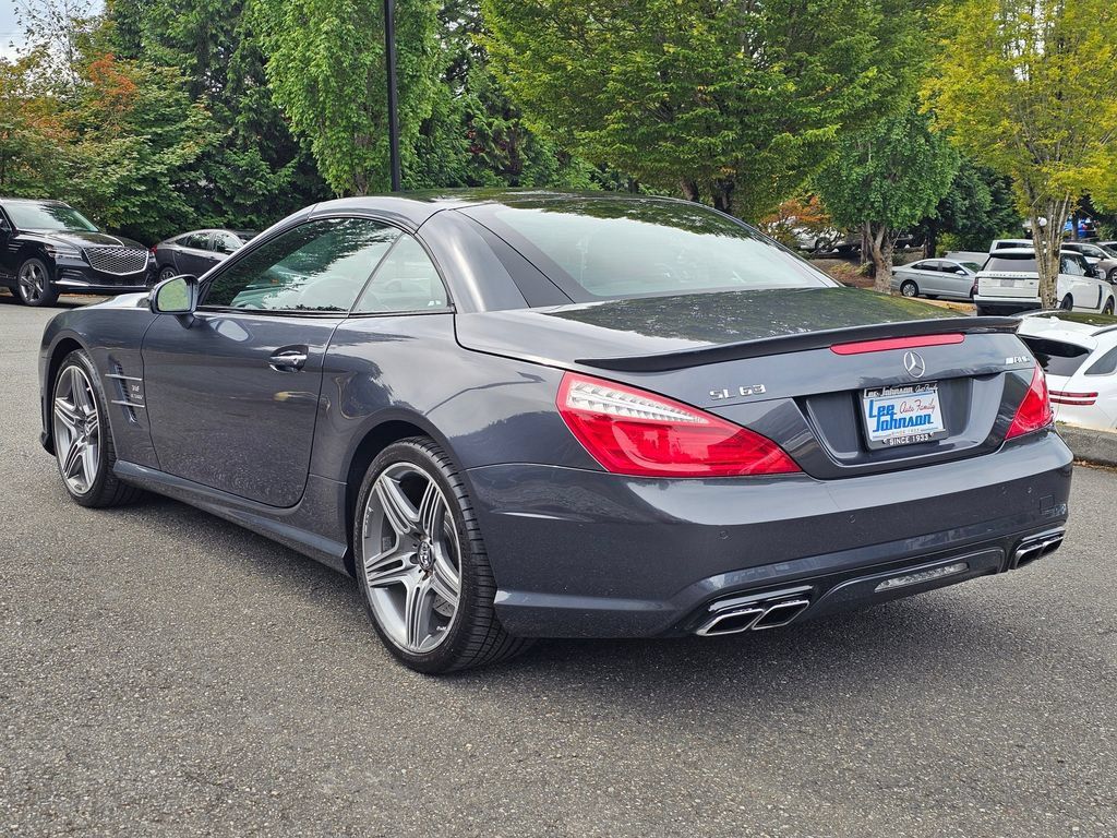 Used 2015 Mercedes-Benz SL 63 AMG image 7