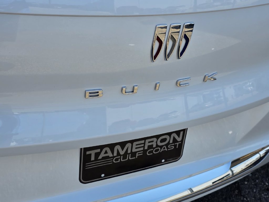 Used 2025 Buick Envista Avenir FWD image 25