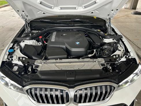 Used 2026 BMW 330i xDrive Sedan AWD/4WD image 14
