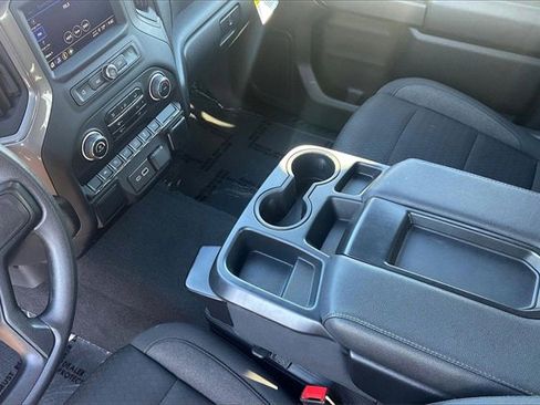 Used 2024 Chevrolet Silverado 1500 Custom image 15