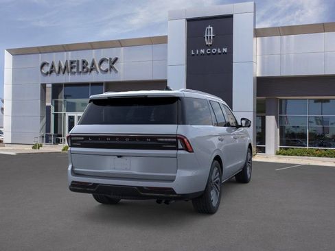 New 2025 Lincoln Navigator Reserve image 31