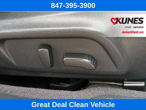 Used 2017 Subaru Outback 2.5i Limited image 17