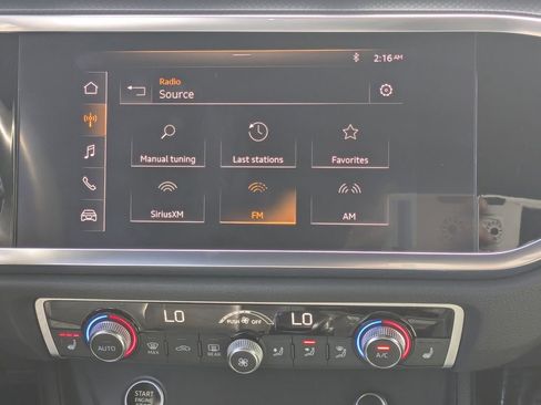 Used 2021 Audi Q3 2.0T Premium Plus w/ Premium Plus Package image 5