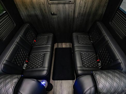 Used 2025 Mercedes-Benz Sprinter 3500 image 94