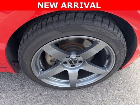 Used 2013 Ford Mustang GT image 9