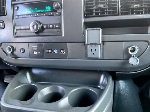 Used 2025 GMC Savana 2500 w/ Driver Convenience Package RWD image 26