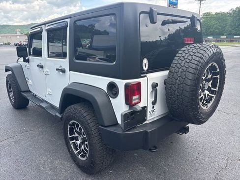 Used 2013 Jeep Wrangler Unlimited Sport AWD/4WD image 7