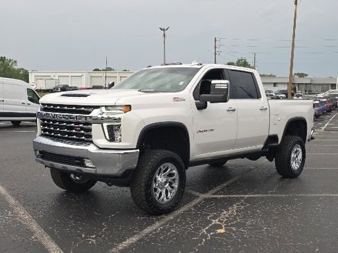 Used 2023 Chevrolet Silverado 2500 LTZ AWD/4WD image 13