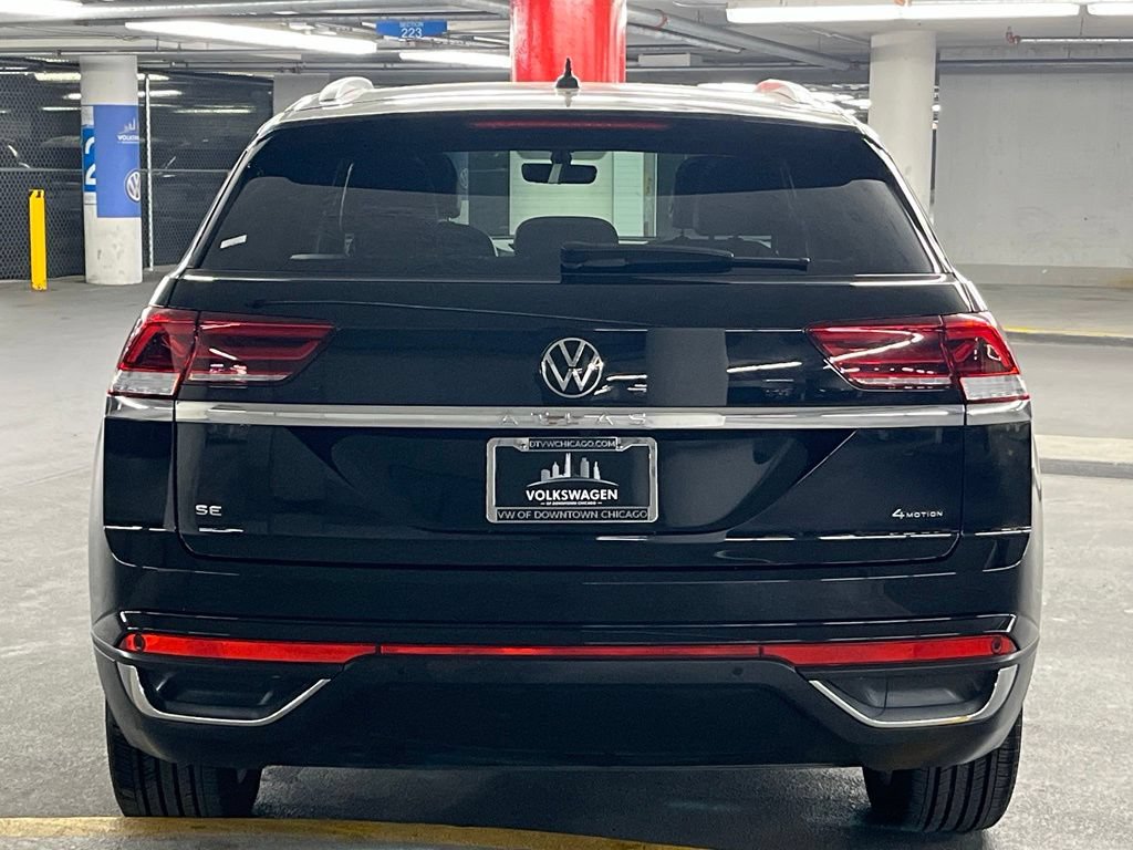 Certified 2023 Volkswagen Atlas Cross Sport SE w/ Panoramic Sunroof Package AWD/4WD image 35