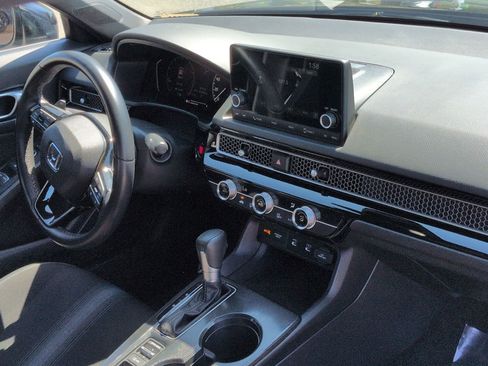 Used 2025 Honda Civic Sport image 30