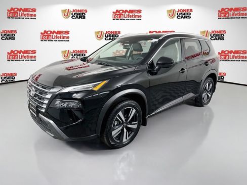 Certified 2024 Nissan Rogue SL FWD image 14