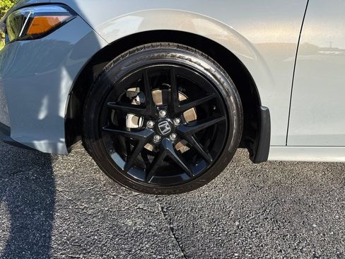 Used 2025 Honda Civic Sport image 30