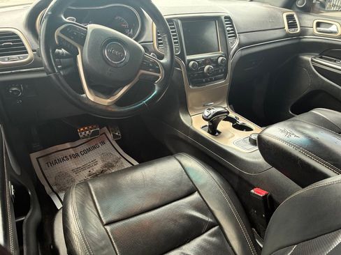 Used 2014 Jeep Grand Cherokee Limited w/ Luxury Group II AWD/4WD image 28