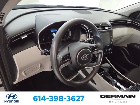 Used 2023 Hyundai Tucson SEL FWD image 18