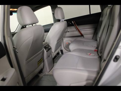 Used 2008 Toyota Highlander Limited FWD image 15