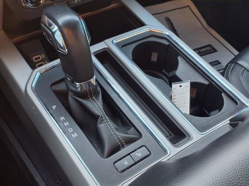 Used 2020 Ford F150 Lariat w/ Equipment Group 502A Luxury image 10