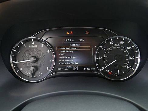 Used 2023 INFINITI QX80 Premium Select w/ Cargo Package AWD/4WD image 30