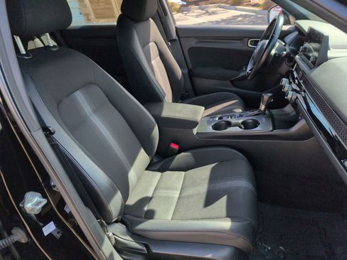 Used 2023 Honda Civic Sport image 28