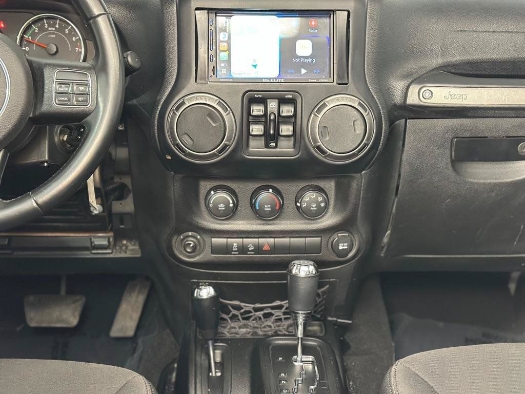 Used 2017 Jeep Wrangler Unlimited Sport w/ Quick Order Package 24S AWD/4WD image 16