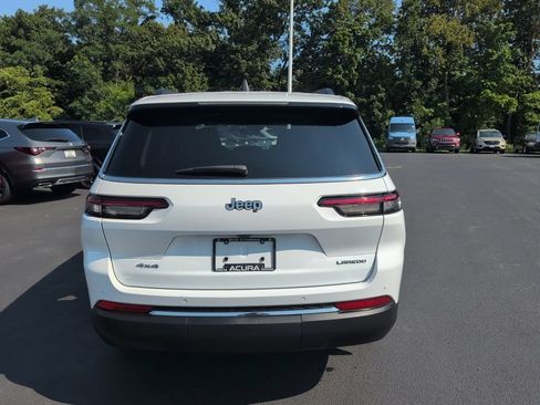 Used 2023 Jeep Grand Cherokee L Laredo w/ Luxury Tech Group I AWD/4WD image 4