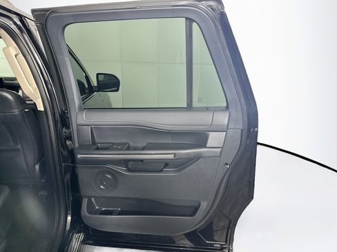 Used 2024 Ford Expedition Max XLT image 30