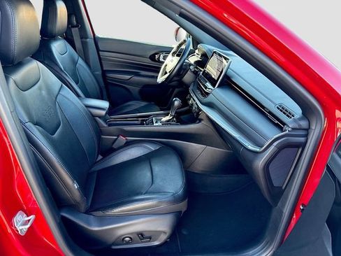 Used 2022 Jeep Compass Limited w/ (RED) Package image 34