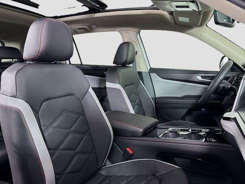 New 2026 Volkswagen Atlas Peak Edition AWD/4WD image 30