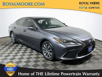 Used 2020 Lexus ES 300h w/ Premium Package