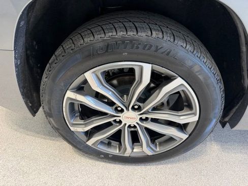 Used 2018 GMC Terrain Denali w/ Advanced Safety Package AWD/4WD image 7