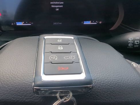 Used 2024 Jeep Grand Cherokee L Altitude AWD/4WD image 28