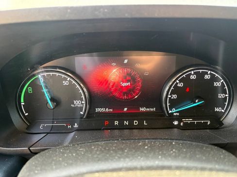 Used 2024 Ford Maverick Lariat FWD image 27