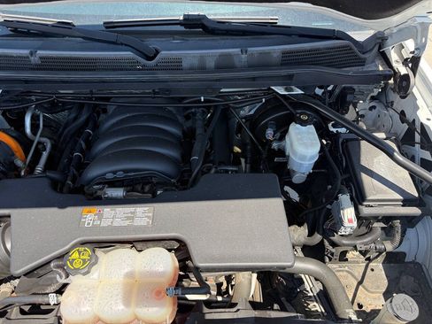 Used 2018 GMC Sierra 1500 SLT AWD/4WD image 11