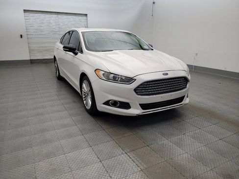 Used 2016 Ford Fusion SE w/ Equipment Group 202A FWD image 13
