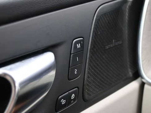 Used 2023 Volvo XC60 B5 Ultimate w/ Climate Package image 30