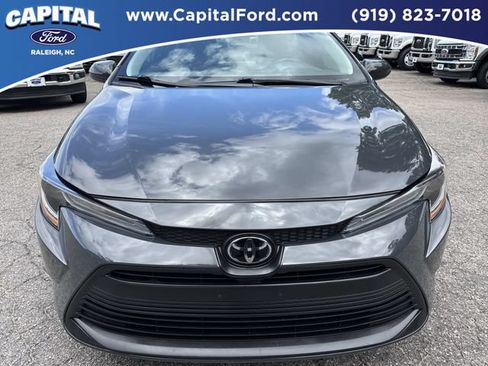 Used 2024 Toyota Corolla LE FWD image 10