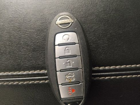 Used 2023 Nissan Altima 2.5 SV w/ SV Premium Package AWD/4WD image 32