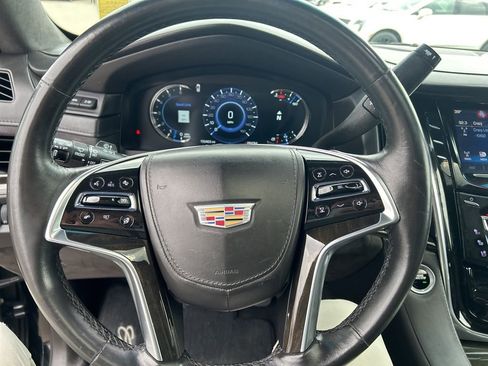 Used 2016 Cadillac Escalade ESV Platinum image 19