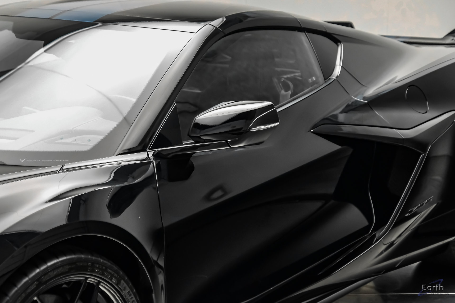 Used 2023 Chevrolet Corvette Z06 w/ Stealth Interior Trim Package RWD image 37